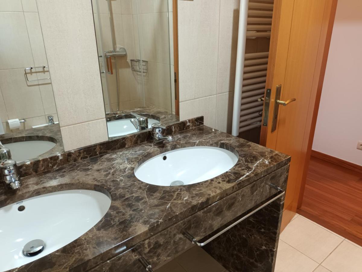 Apartamento Casa de Ribes T1-T2 Vista Fantástica Rio Caldo Exterior foto